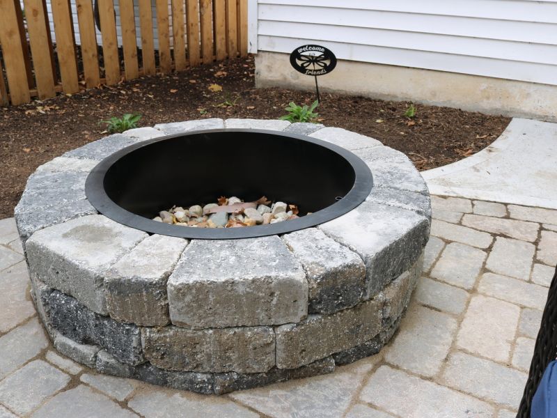 Outdoor Firepit and Fireplace Design in St Louis ...